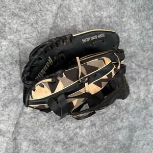 Franklin Youth Left Handed Glove 9.5” Black Brown EUC 277